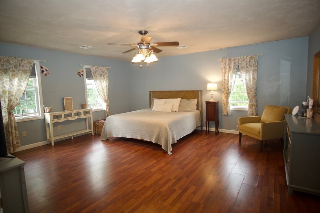 Single Family Residence at 4 Williams Rd, Sturbridge MA 01566, Sturbridge, photo 12 of 22