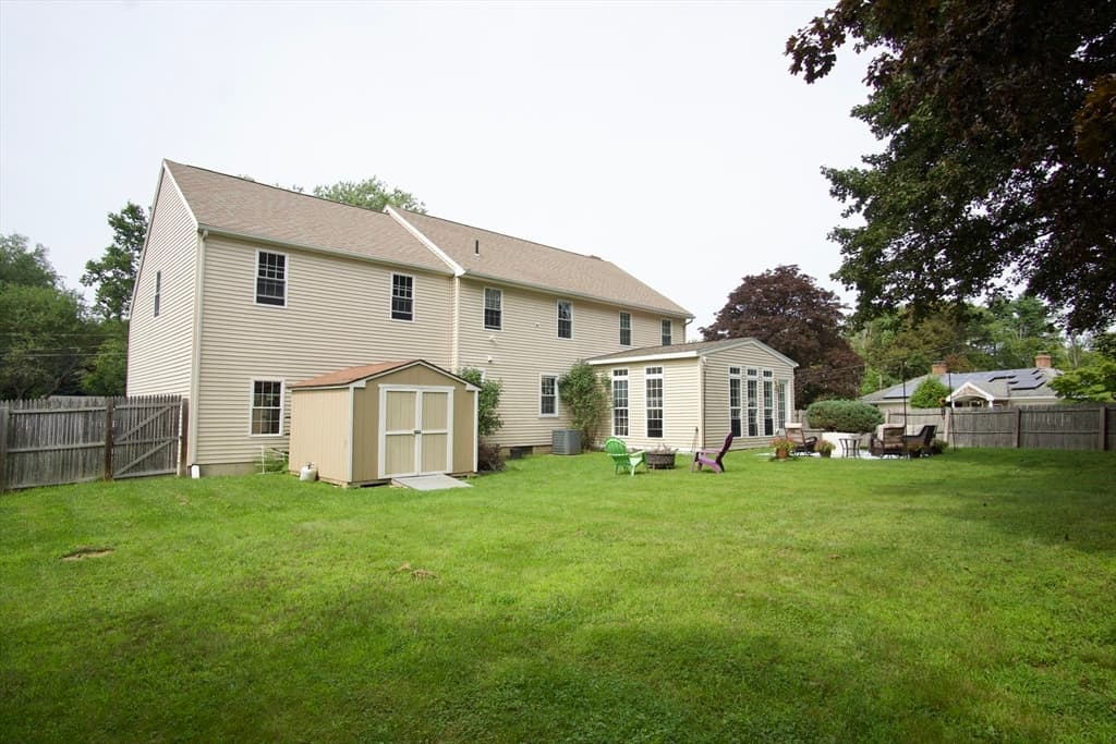 Single Family Residence at 4 Williams Rd, Sturbridge MA 01566, Sturbridge, photo 21 of 22
