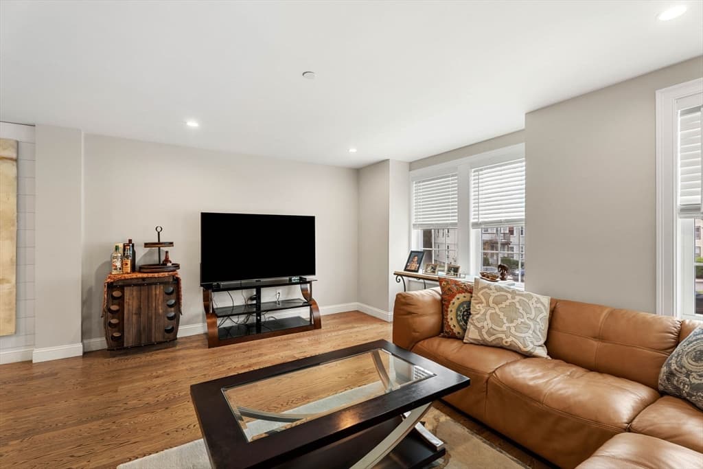 34 Beckford St # D, Beverly MA 01915 photo 14