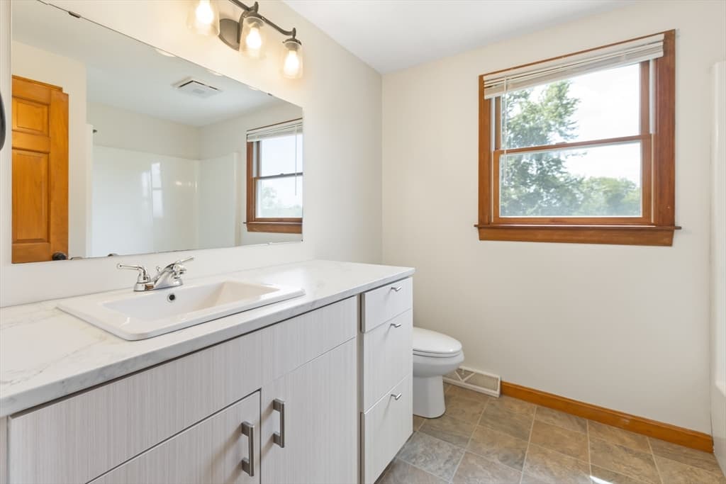 180 Great Road, Littleton MA 01460 photo 22