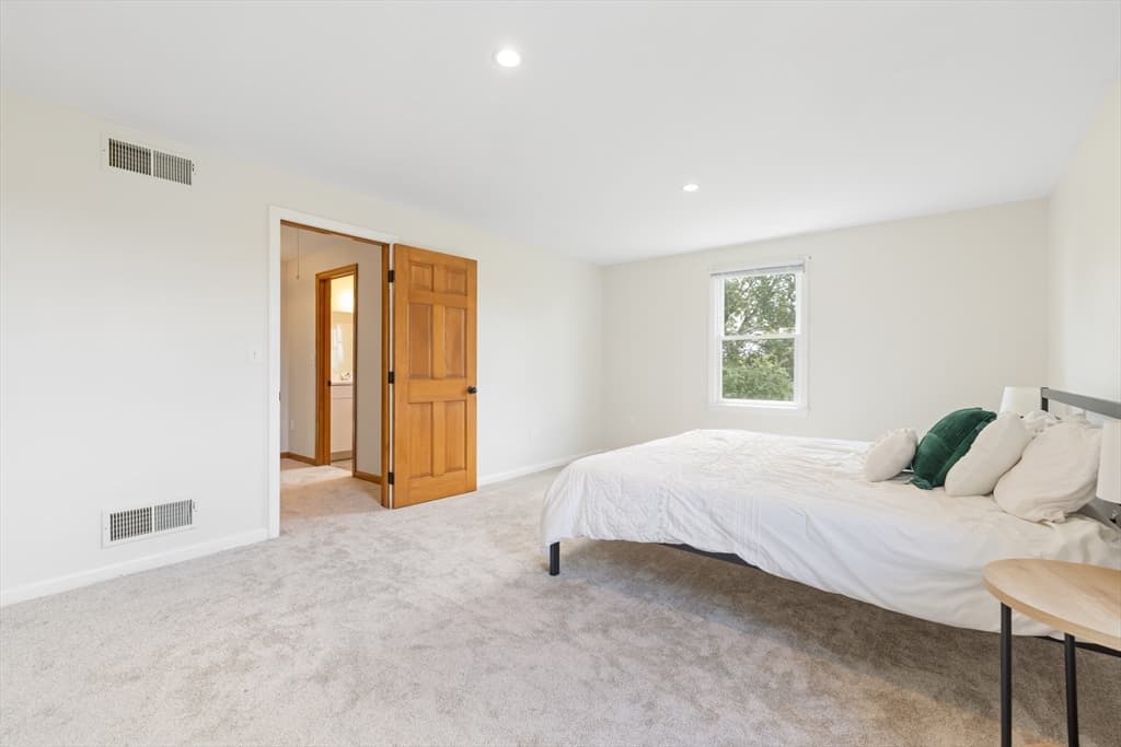 180 Great Road, Littleton MA 01460 photo 20