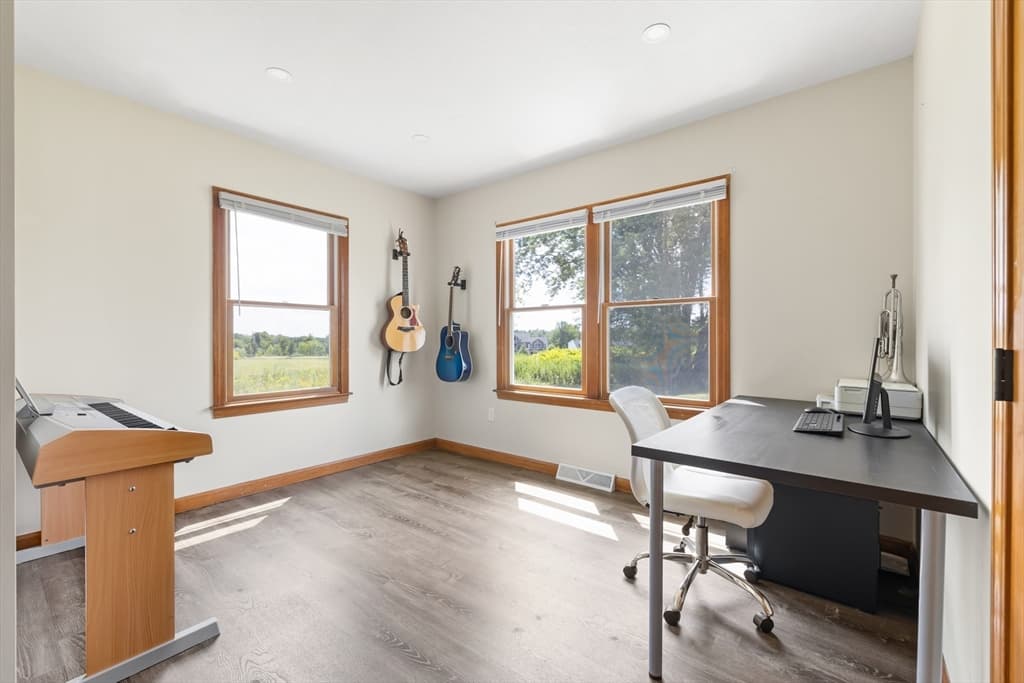 180 Great Road, Littleton MA 01460 photo 11