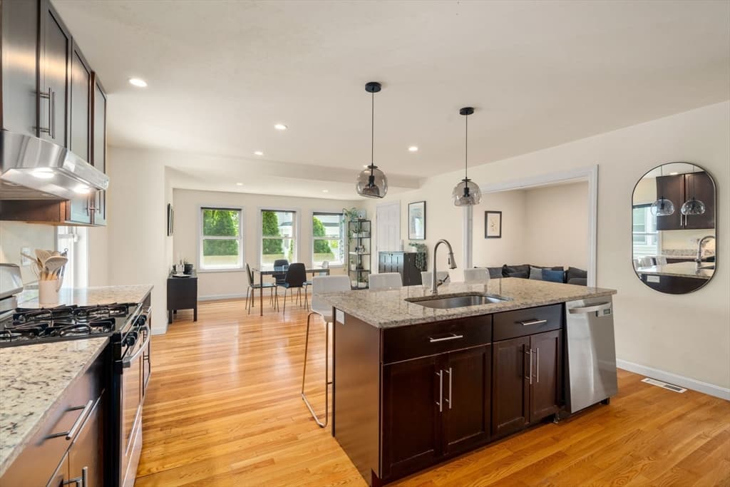 60 French St, Quincy MA 02171 photo 11
