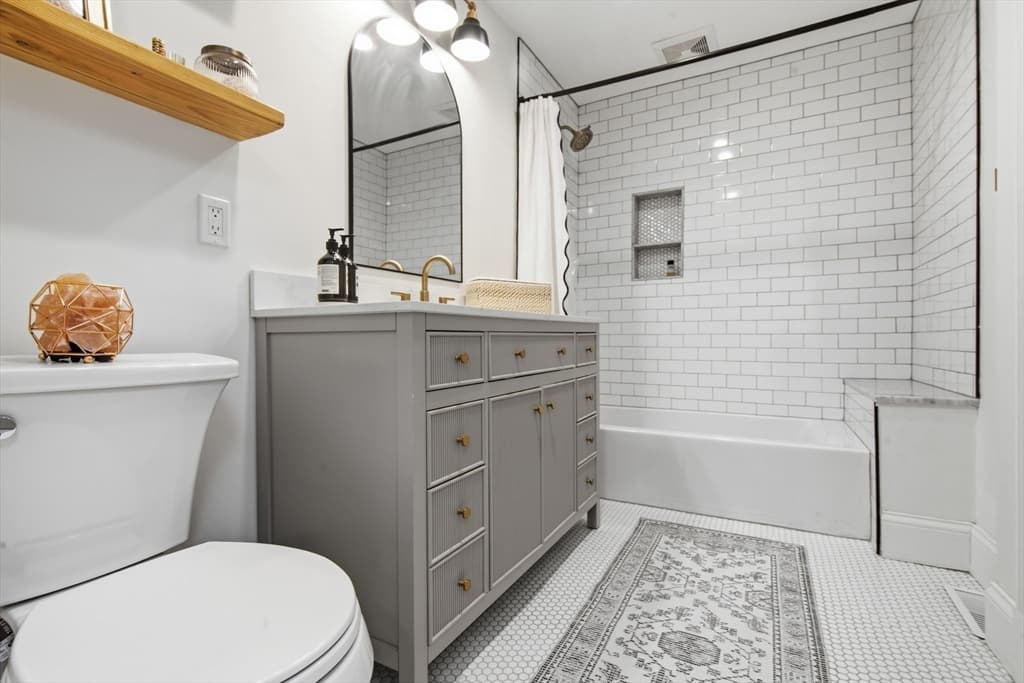 255 Gold St # 2, Boston MA 02127 photo 13