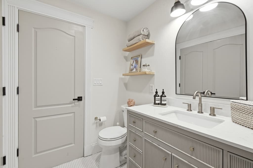 255 Gold St # 2, Boston MA 02127 photo 14