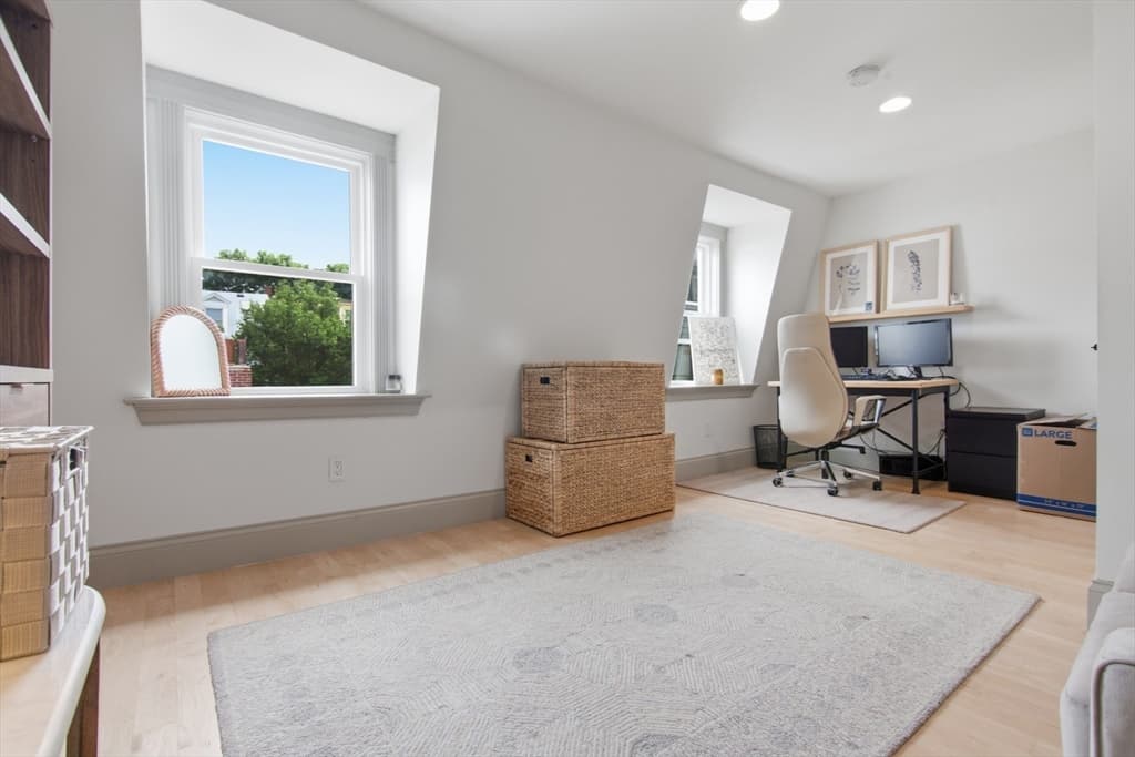 255 Gold St # 2, Boston MA 02127 photo 18