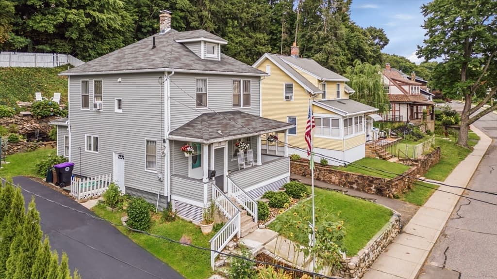 51 Francis Ave, Holyoke MA 01040 photo 2