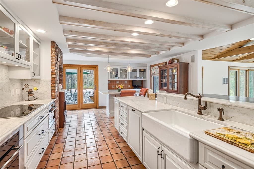 94 Howland, Westport MA 02790 photo 13
