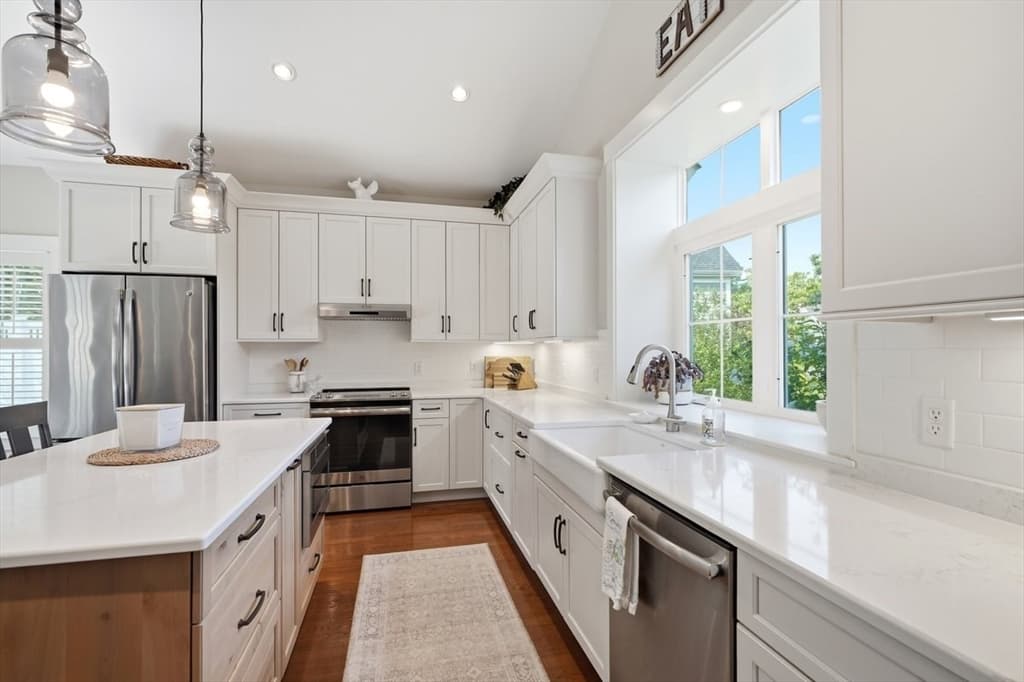 48 Inkberry Ln, Plymouth MA 02360 photo 5