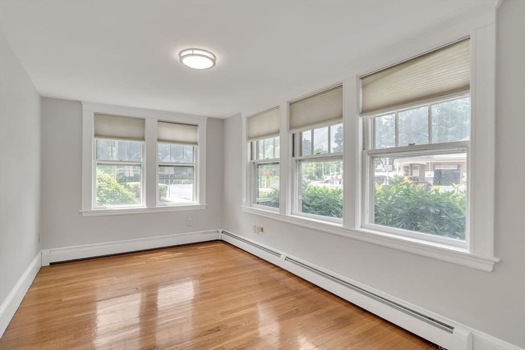 5 Maple St, Lexington MA 02420 photo 6