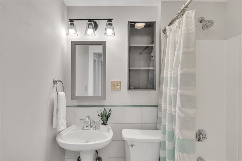 5 Maple St, Lexington MA 02420 photo 24