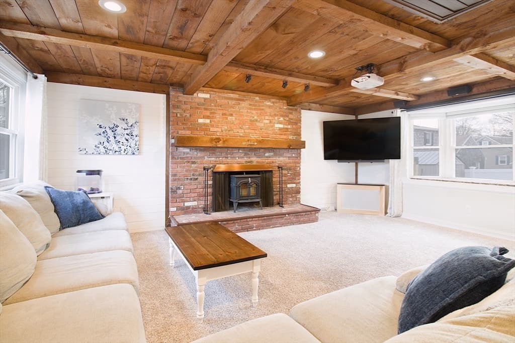 11 Old Farm Rd, Beverly MA 01915 photo 12