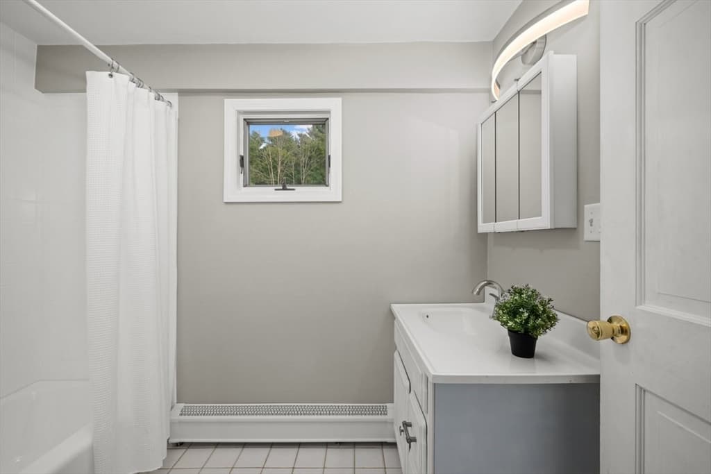 5 Elm Street, Upton MA 01568 photo 24