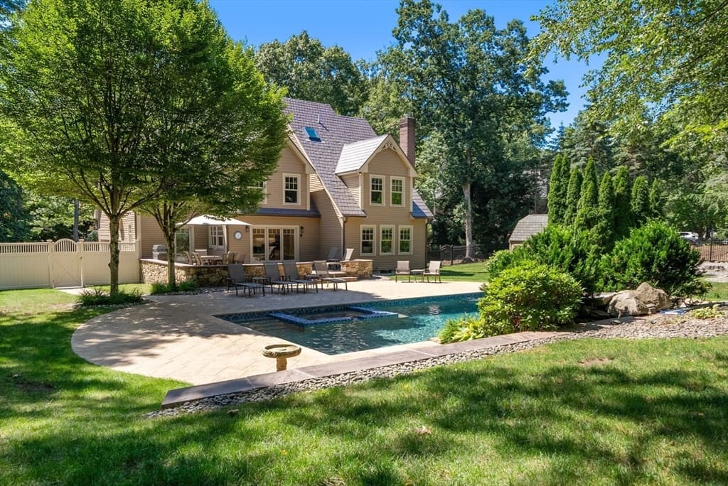 5 Queen Anne Rd, Hopkinton MA 01748 photo 3