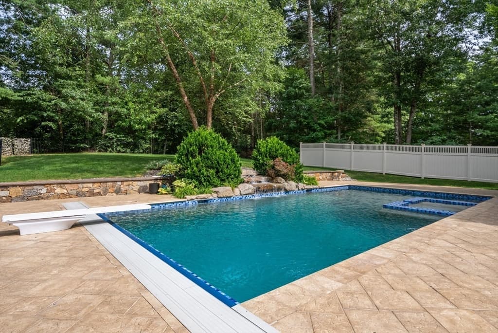 5 Queen Anne Rd, Hopkinton MA 01748 photo 33