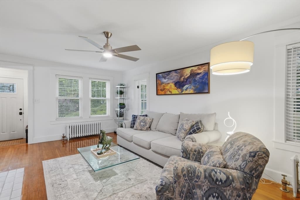 101 Pleasant St, Tewksbury MA 01876 photo 12