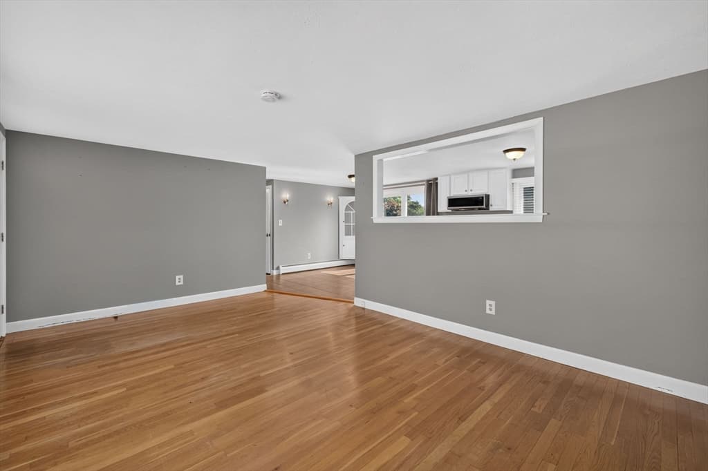 165 Swansom Rd, Swansea MA 02777 photo 10
