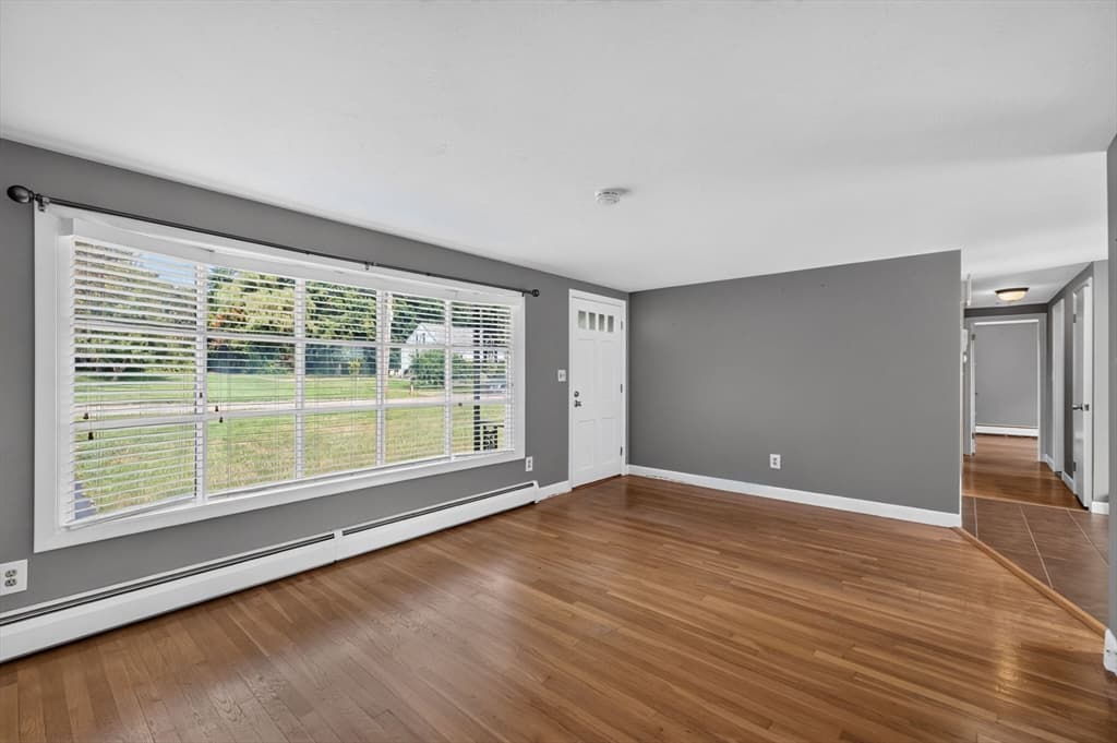 165 Swansom Rd, Swansea MA 02777 photo 8
