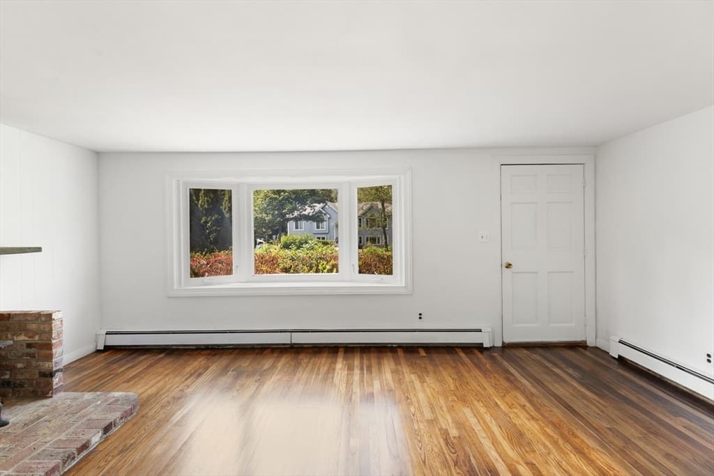 Single Family Residence at 59 Holly St, Gloucester MA 01930, Gloucester, photo 12 of 36
