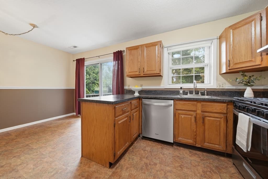 65 Kathy Dr. # 65, Haverhill MA 01832 photo 18