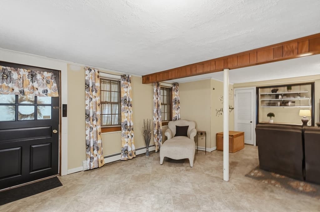 21 Oakwood Ave, Saugus MA 01906 photo 28