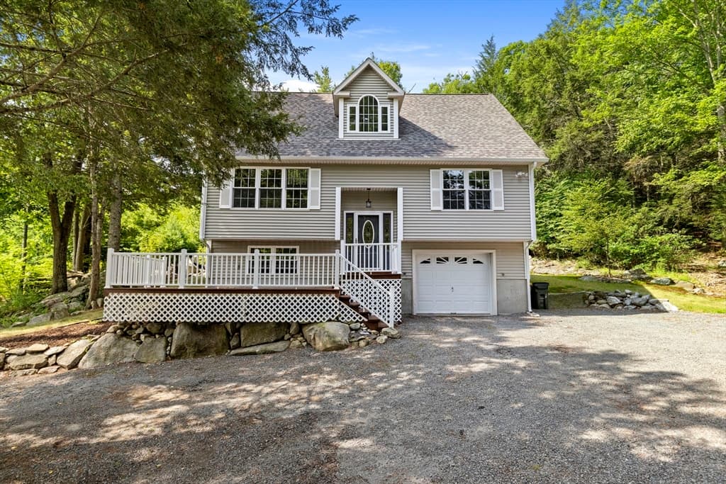 1524 Round Top Rd, Burrillville RI 02830