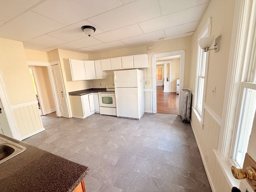 43 Wellington St, Springfield MA 01109 photo 5