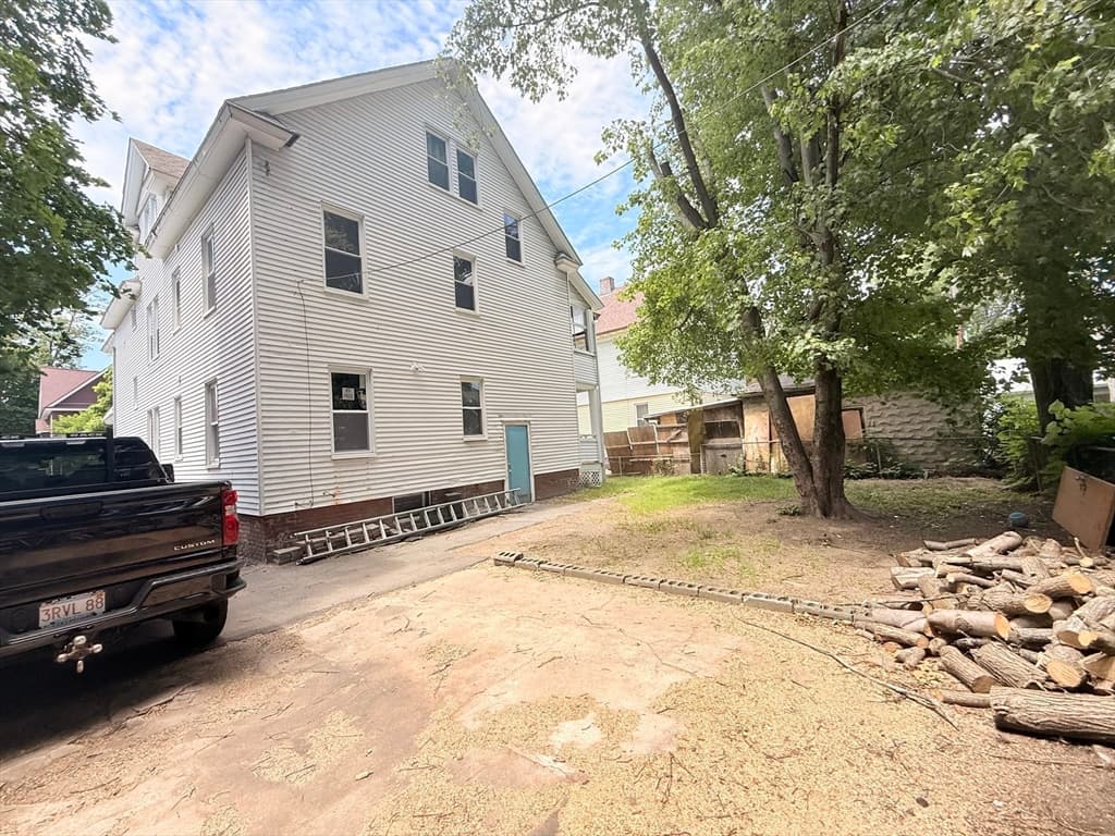 43 Wellington St, Springfield MA 01109 photo 38