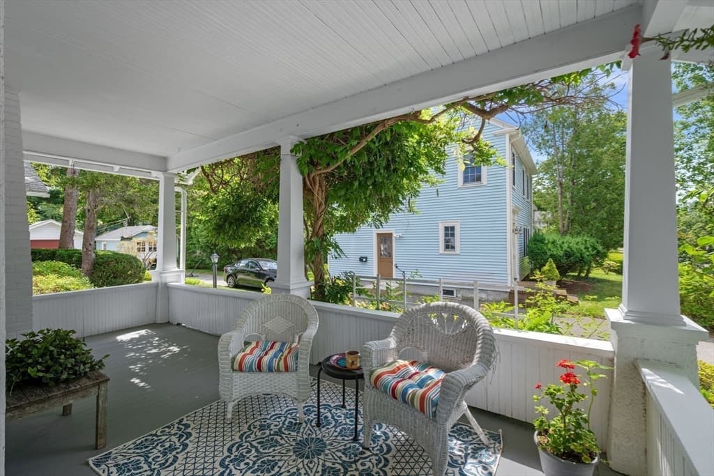 241 E. Lothrop, Beverly MA 01915 photo 3