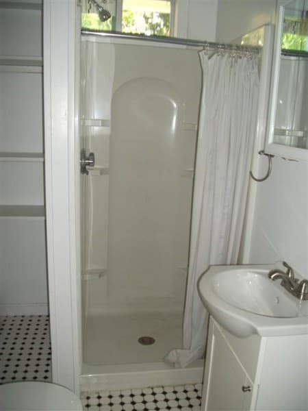 7 Albert St, Worcester MA 01610 photo 11