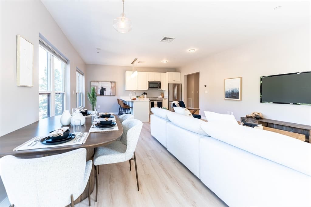 999 Hancock St # 202, Quincy MA 02169 photo 12