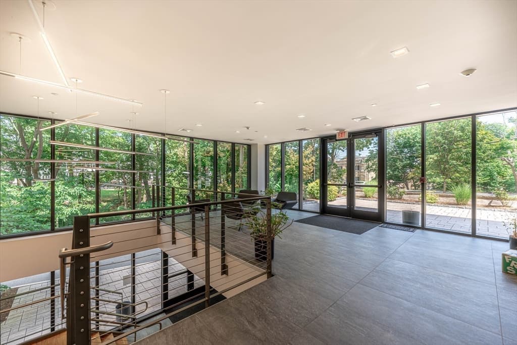 999 Hancock St # 202, Quincy MA 02169 photo 5