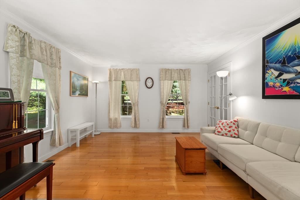 705 Main St, Acton MA 01720 photo 5