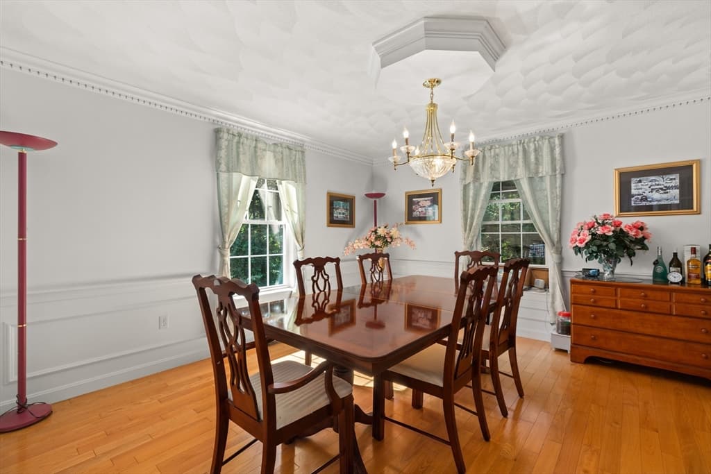 705 Main St, Acton MA 01720 photo 8