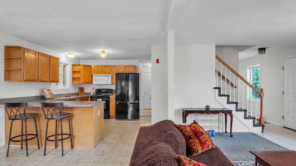 117 Bradley Ave, Haverhill MA 01832 photo 9