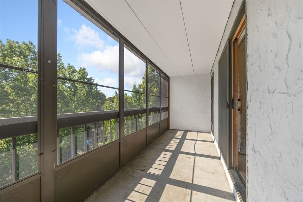 180 Green St # 406, Melrose MA 02176 photo 9