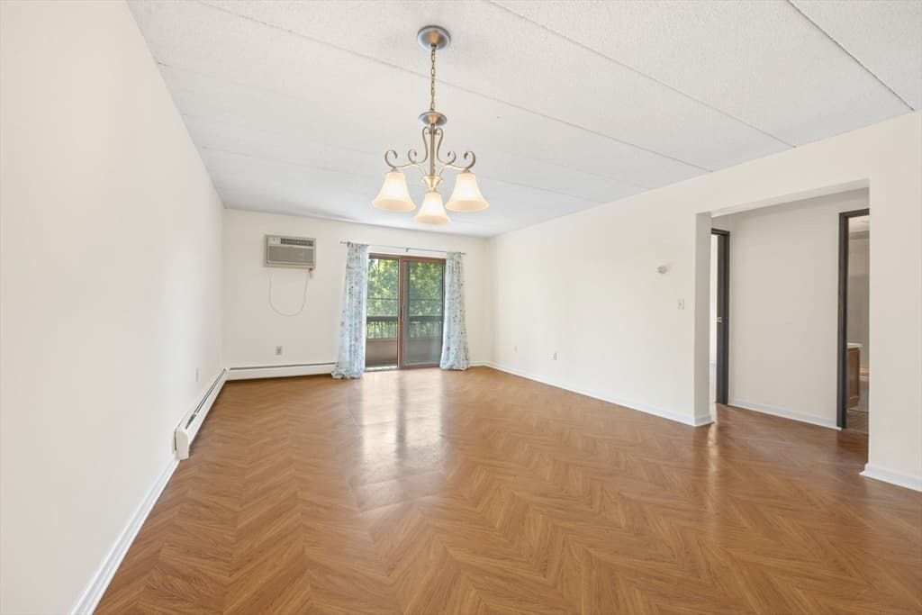 180 Green St # 406, Melrose MA 02176 photo 14