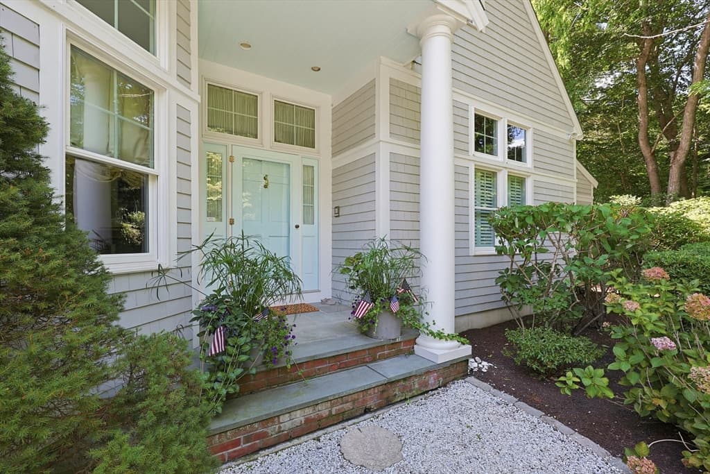 35 Tucker Ln, Dartmouth MA 02747 photo 3