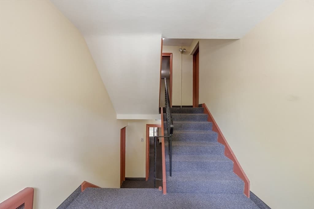 14 Riverside St # 1, Watertown MA 02472 photo 13