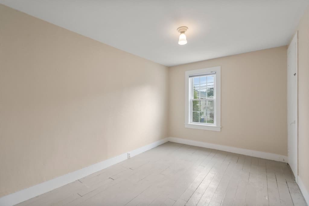 23-25 High St, Easthampton MA 01027 photo 18