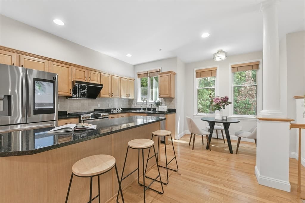 20 Pettee St # 20, Newton MA 02464 photo 4