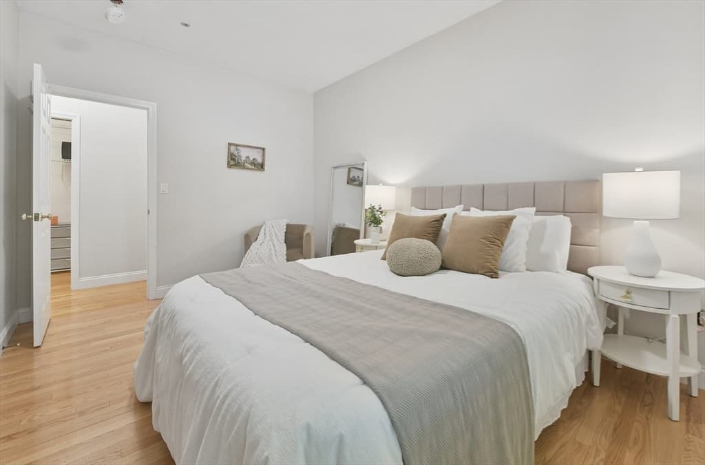 20 Pettee St # 20, Newton MA 02464 photo 8