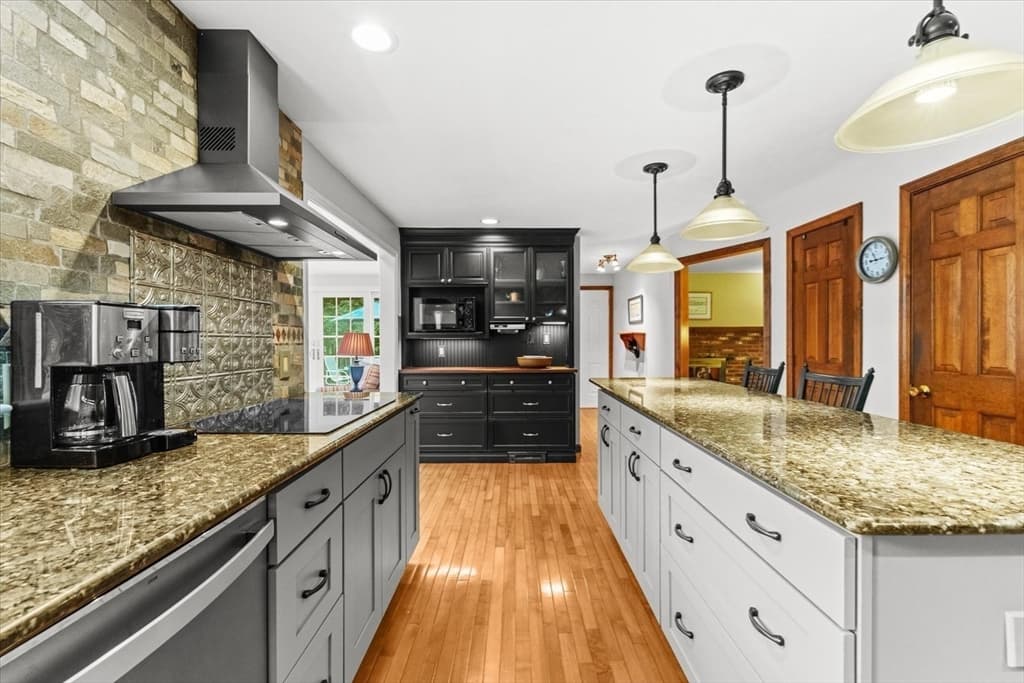 Single Family Residence at 3 Leone Lane, Mendon MA 01756, Mendon, photo 6 of 42