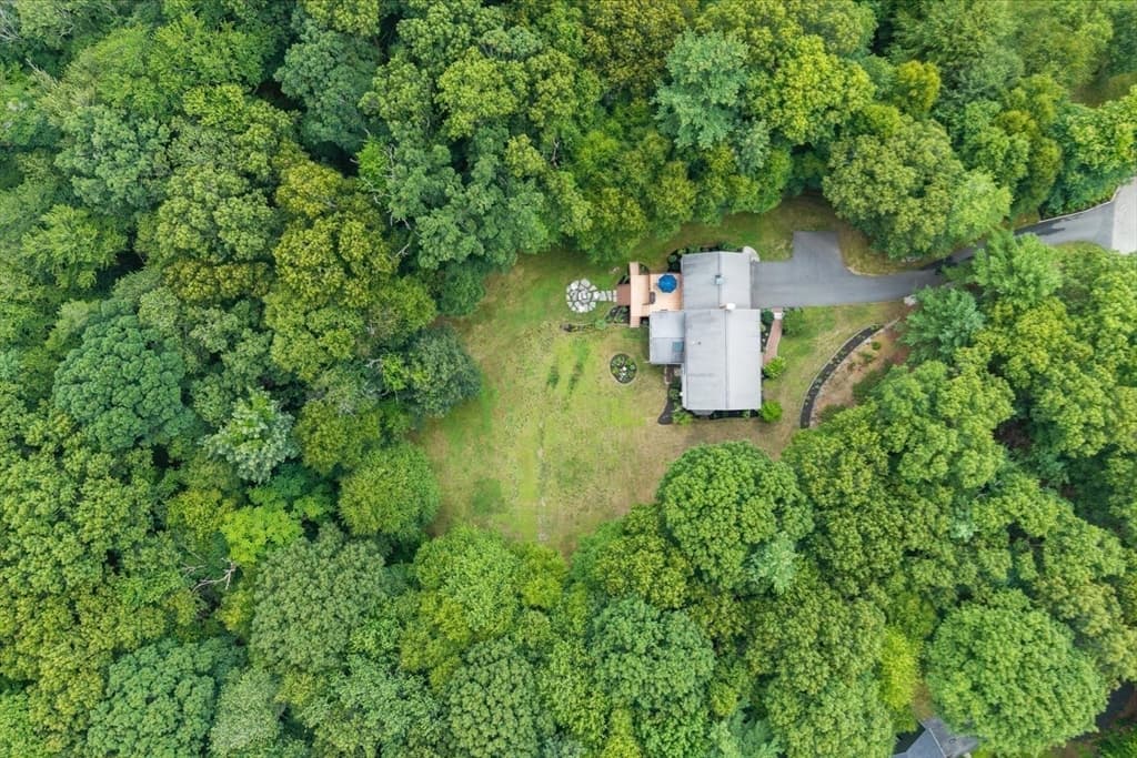 Single Family Residence at 3 Leone Lane, Mendon MA 01756, Mendon, photo 39 of 42