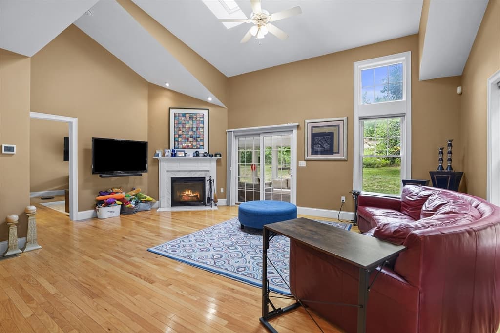 3 Walden Way # 3, Milford MA 01757 photo 8