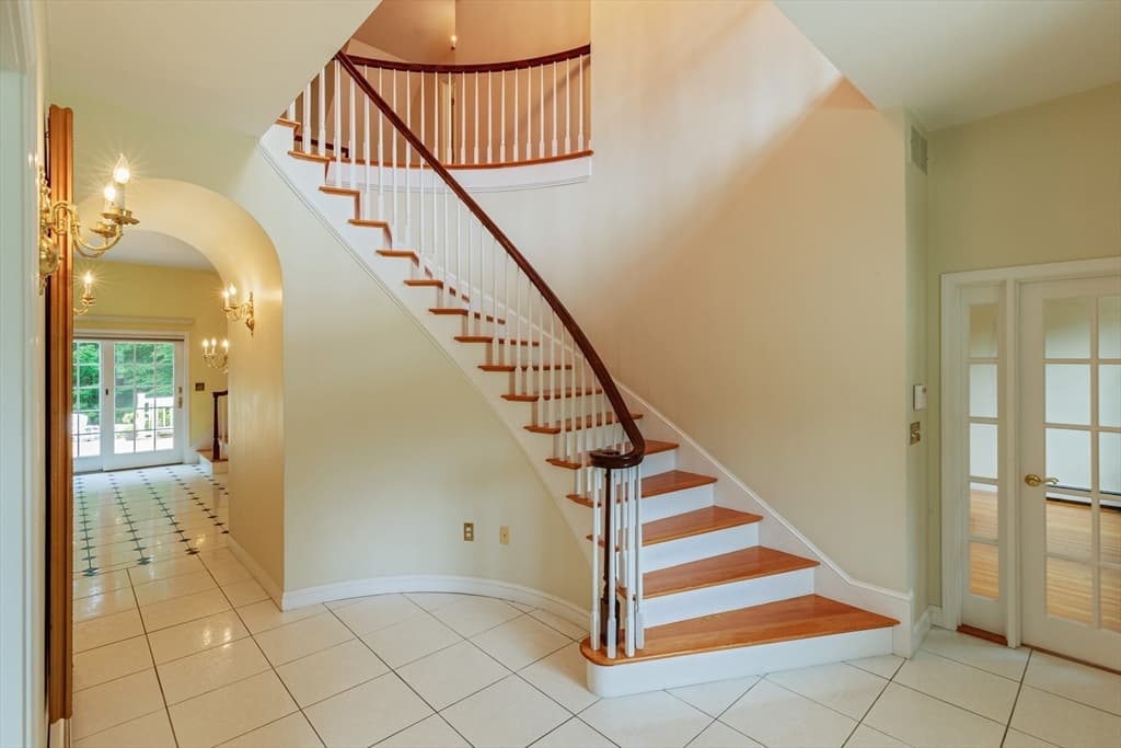 68 Elm St, Canton MA 02021 photo 5