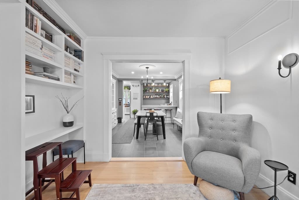 427-429 S Huntington Ave # 1, Boston MA 02130 photo 7