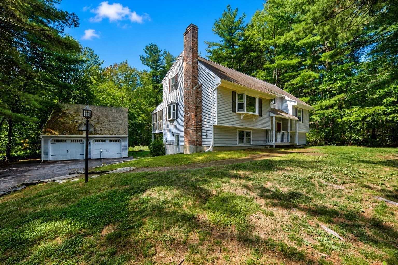 Single Family Residence at 31 Pikes Hill Rd, Sterling MA 01564, Sterling, photo 2 of 40
