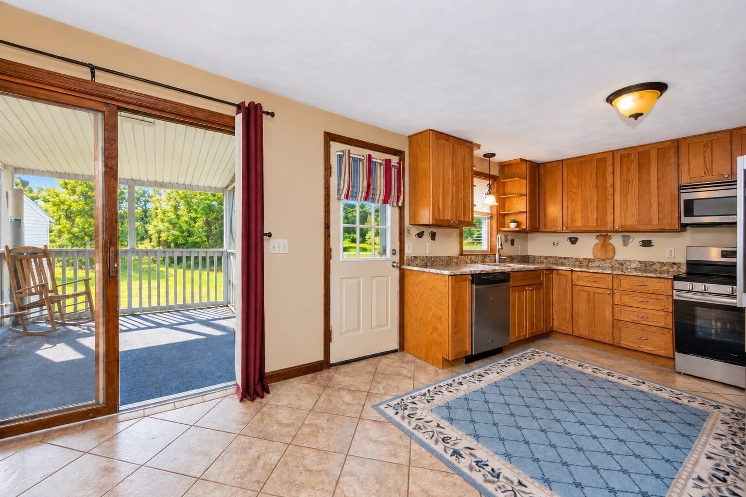 Single Family Residence at 31 Pikes Hill Rd, Sterling MA 01564, Sterling, photo 13 of 40