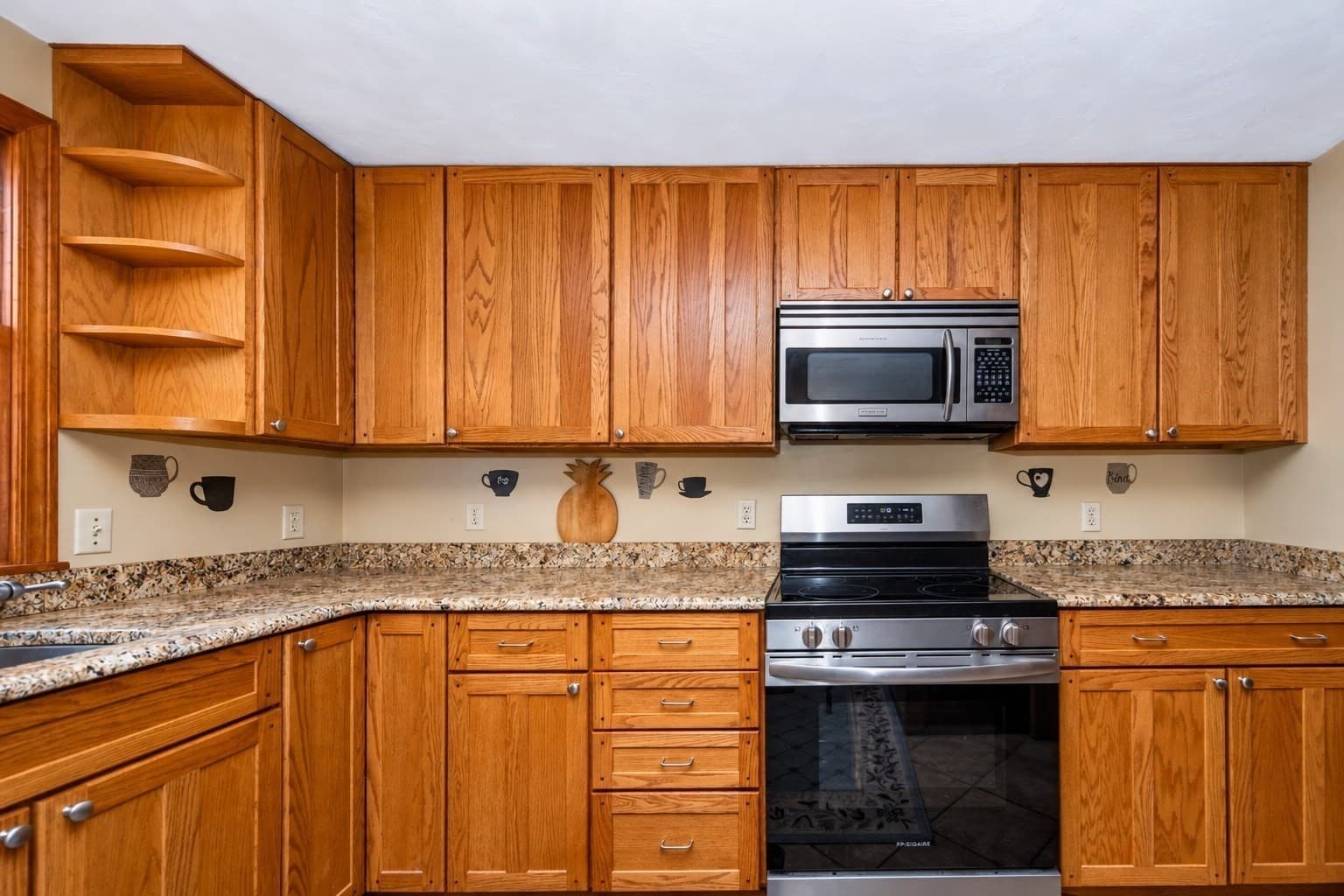 Single Family Residence at 31 Pikes Hill Rd, Sterling MA 01564, Sterling, photo 12 of 40